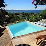 דירה Pont De Bateau- Meerblick Mit Privatem Pool By Interhome