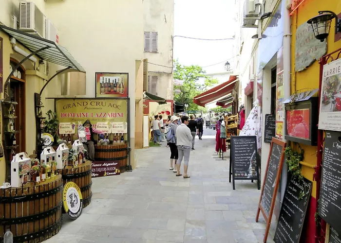 Pont De Bateau- Meerblick Mit Privatem Pool By Interhome