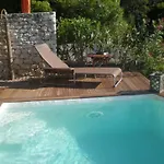 Pont De Bateau- Meerblick Mit Privatem Pool By Interhome Apartman