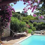 Pont De Bateau- Meerblick Mit Privatem Pool By Interhome *